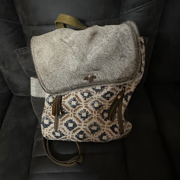 Myra Backpack - Picture 1 of 3